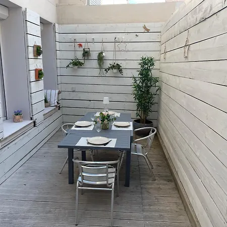 3 Pieces Mourillon Apartment *