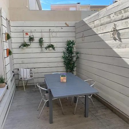 Apartment 3 Pieces Mourillon *