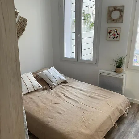 3 Pieces Mourillon Apartment