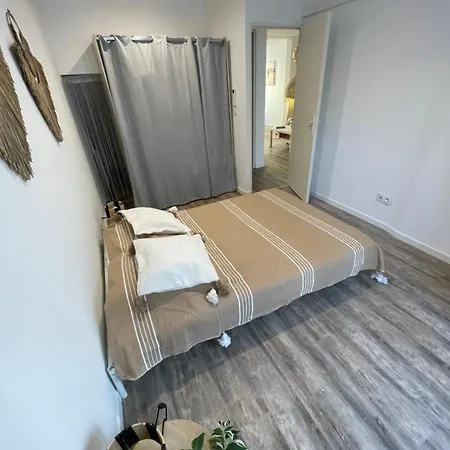 3 Pieces Mourillon Apartment