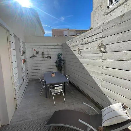 3 Pieces Mourillon Apartment *