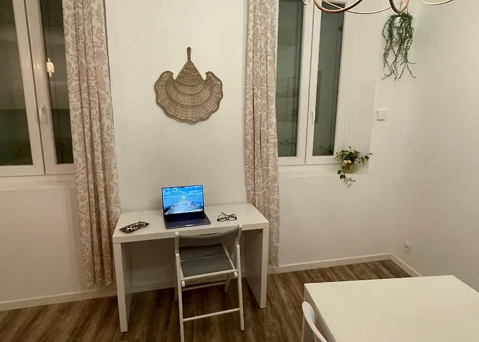 3 Pieces Mourillon Apartman *